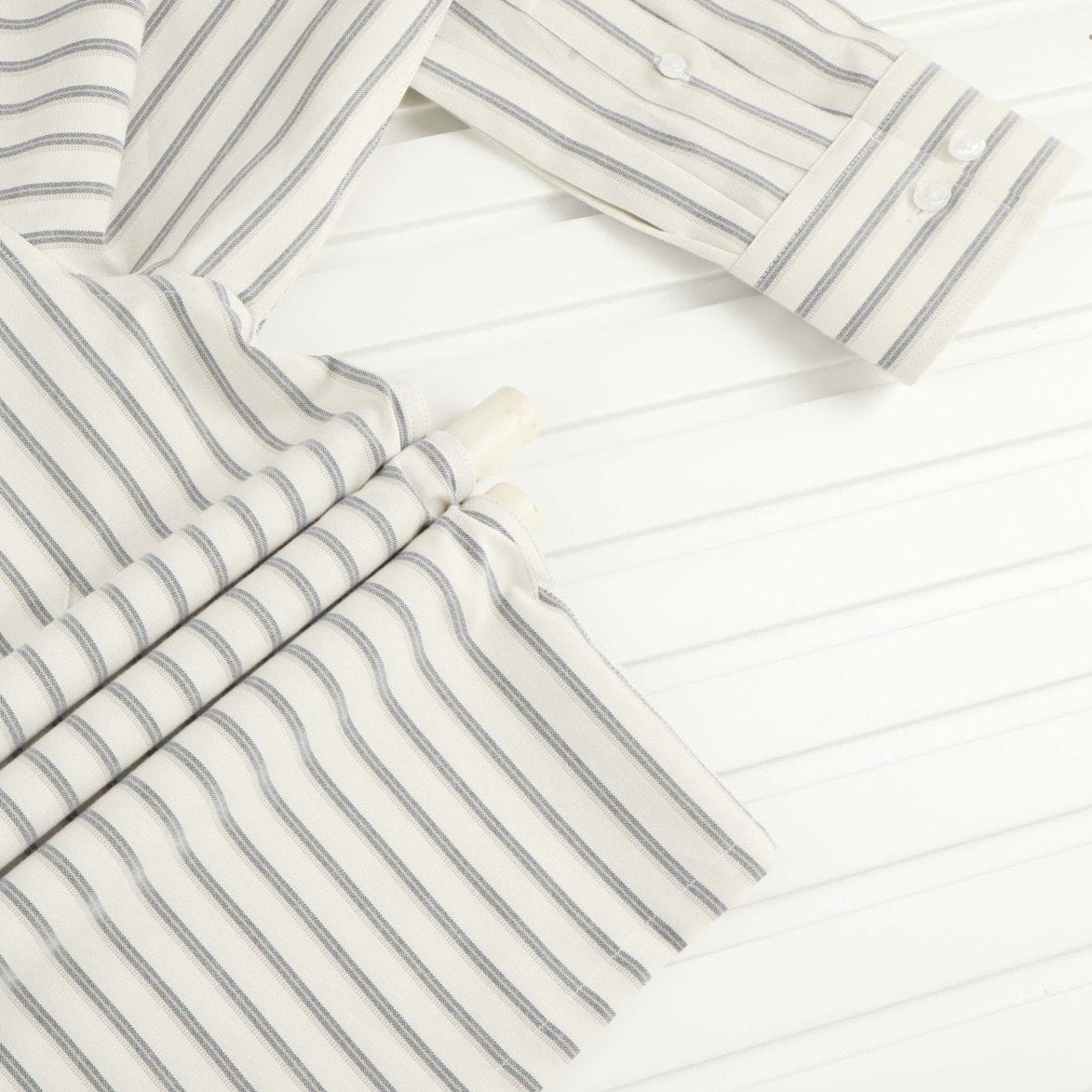 La chemise beige - multicompétence